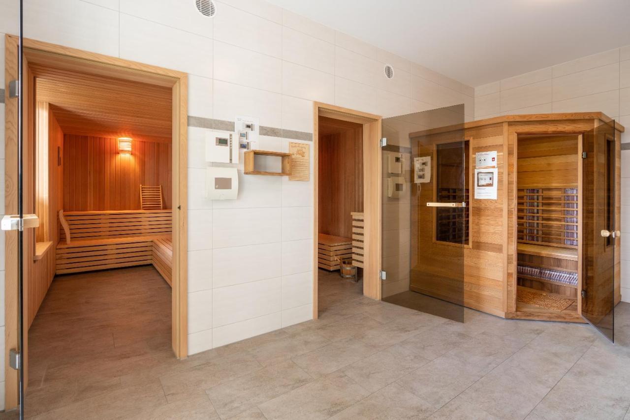 Appartement "Diamant" Mit Penthouseflair - Oase Am Haff Garz  エクステリア 写真