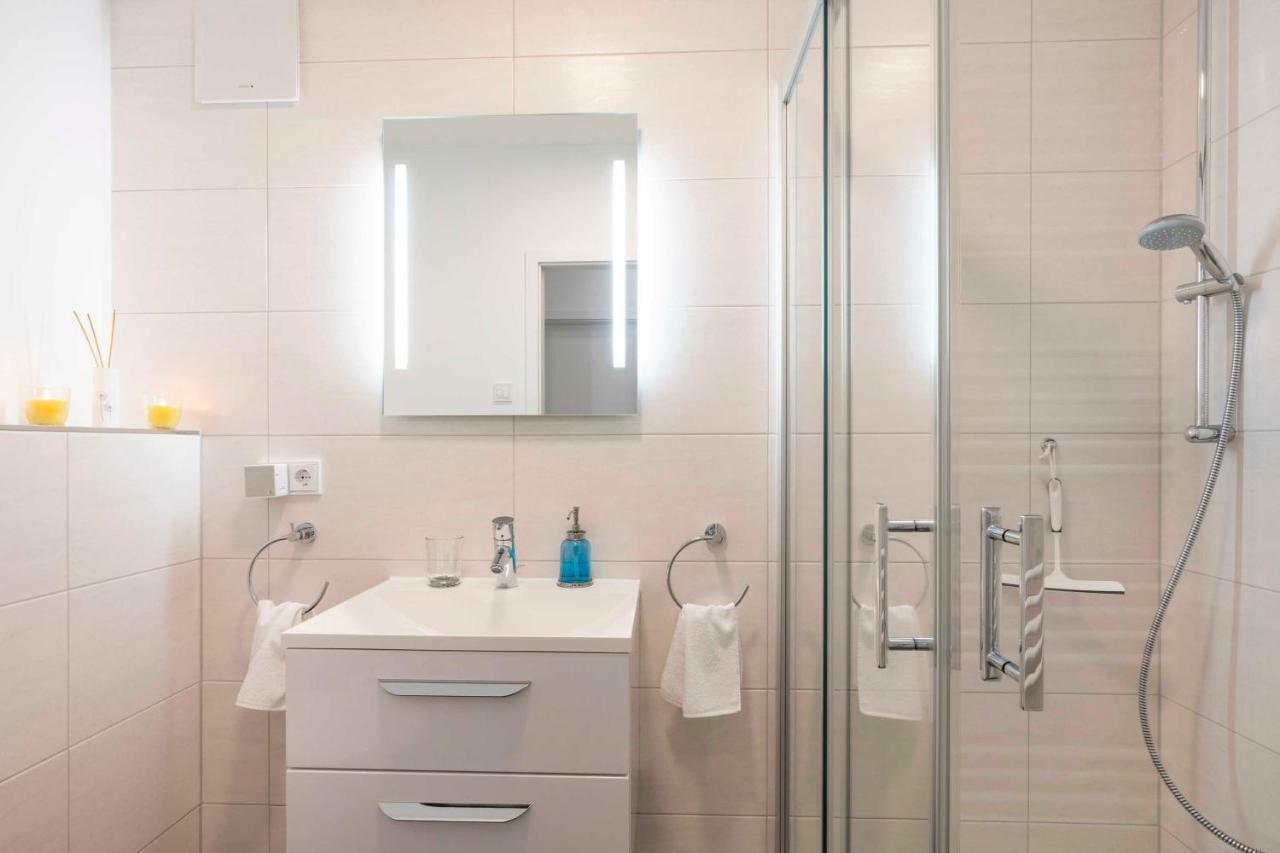 Appartement "Diamant" Mit Penthouseflair - Oase Am Haff Garz  エクステリア 写真